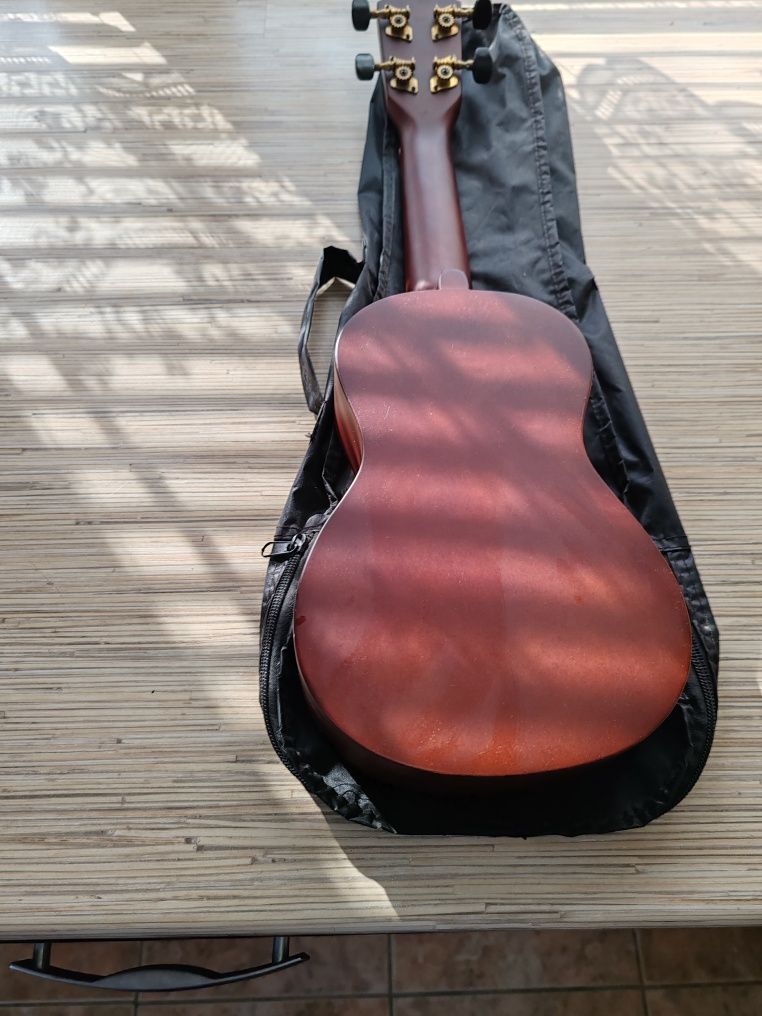 Ukulele sopranowe nori