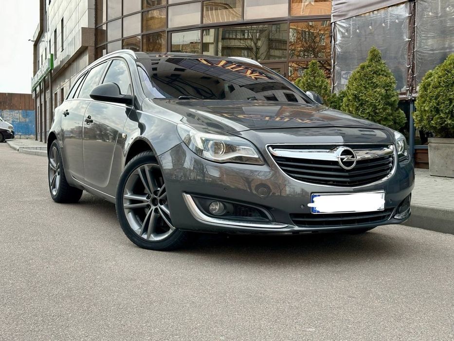 Срочно продам Opel Insignia 2.0 на автомате