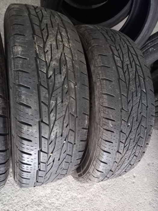 2 Pneus 205/70R15 Continental 4x4