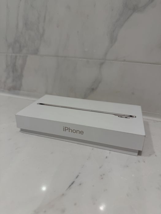 iPhone Air 256G dourado