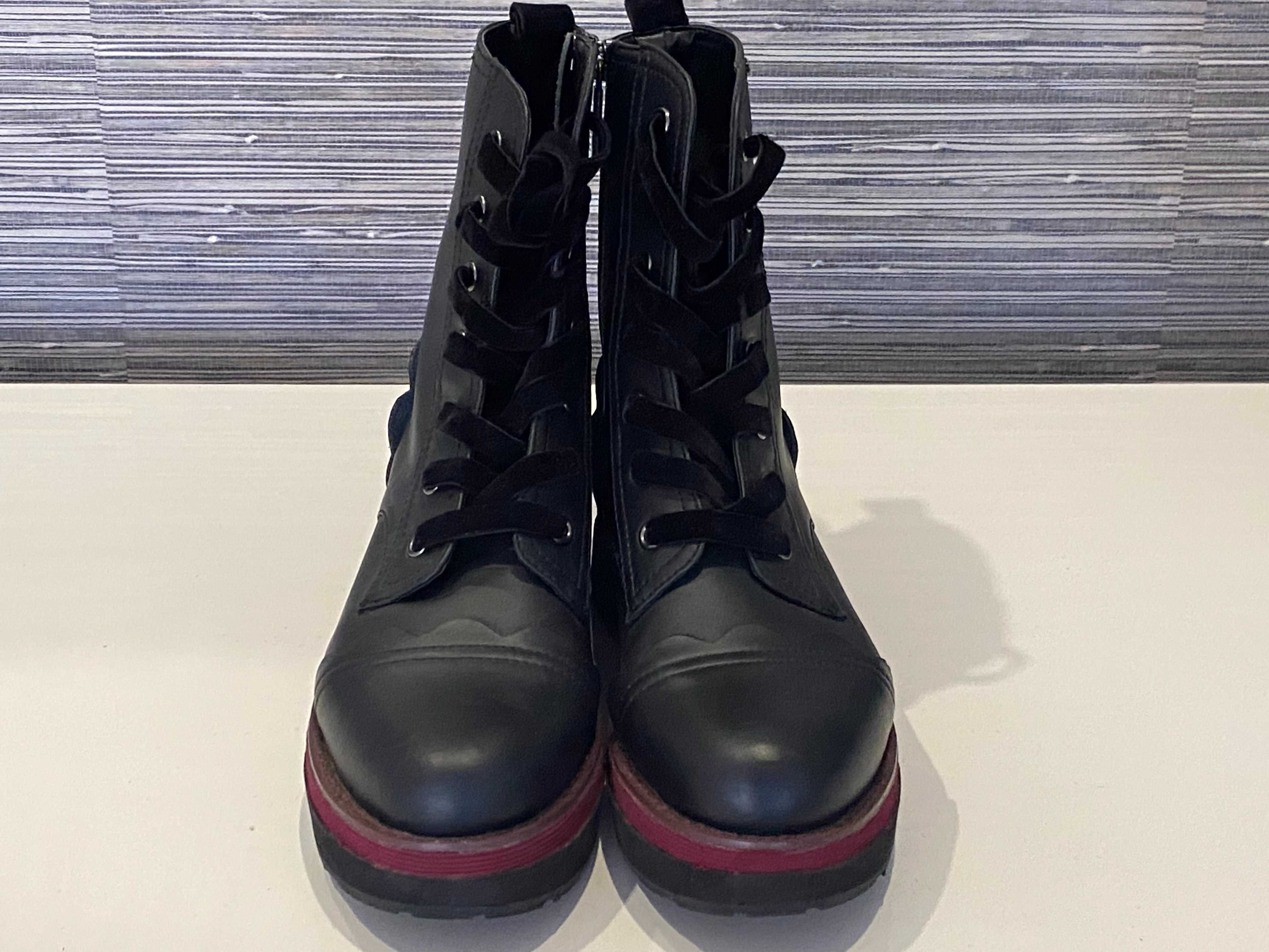 Fornarina - Botins de senhora Nº36