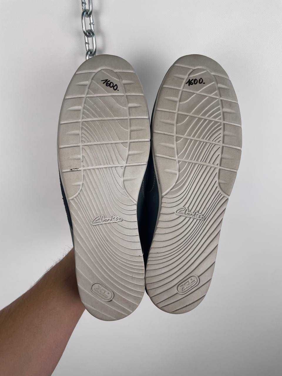 Чоловічі мокасини туфлі сліпони з нубуку clarks