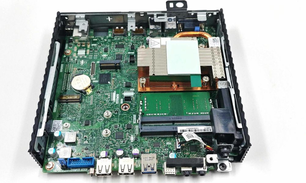 Пасивний · Dell Wyse 5070 · 4 ядра · 4gb ddr4 · 16gb eMMC ssd · БЖ