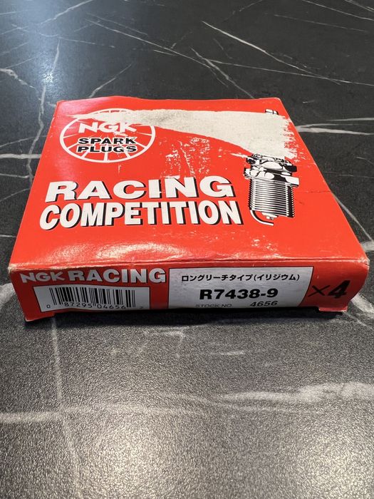 Свічки запалювання NGK R7438-9