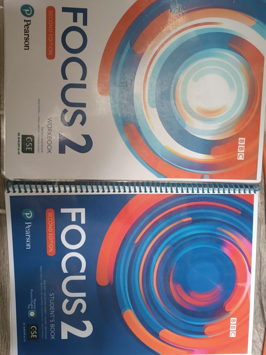 Комплект книг для коледжу/школи focus 2