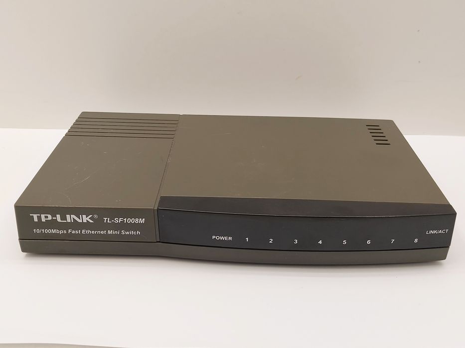 Switch TP-LINK TL-SF1008M
