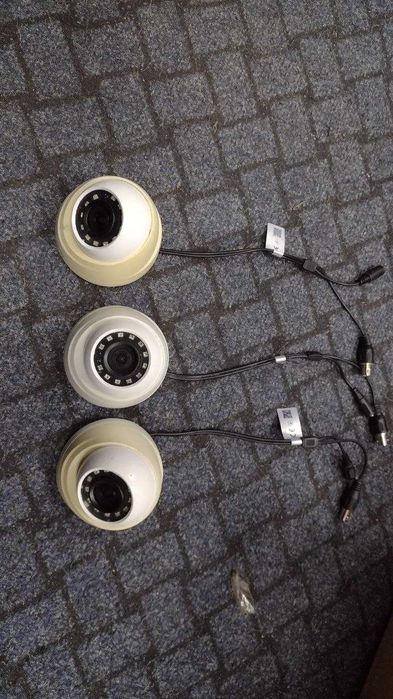 Камери відеоспостереження Dahua DH-HAC-HDW1200RP 3 шт.