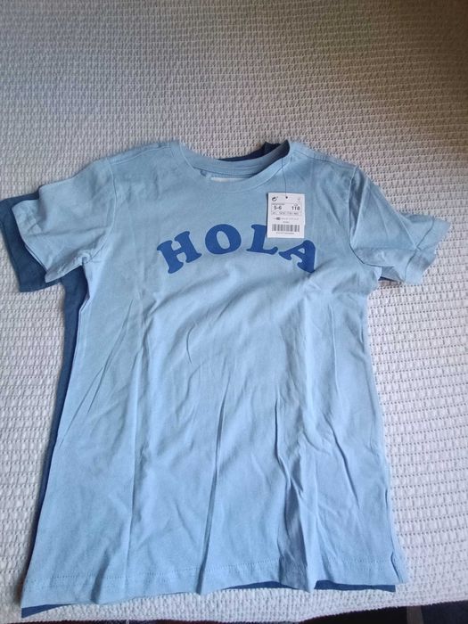 2 t-shirts 5/6 anos novos