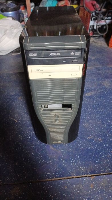Продам компютор Asus