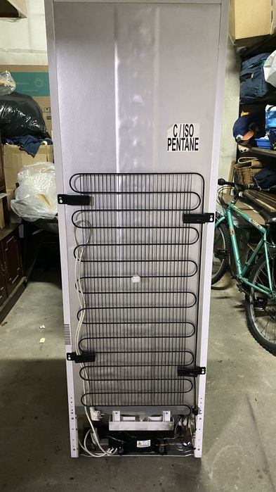 Frigorífico usado a funcionar