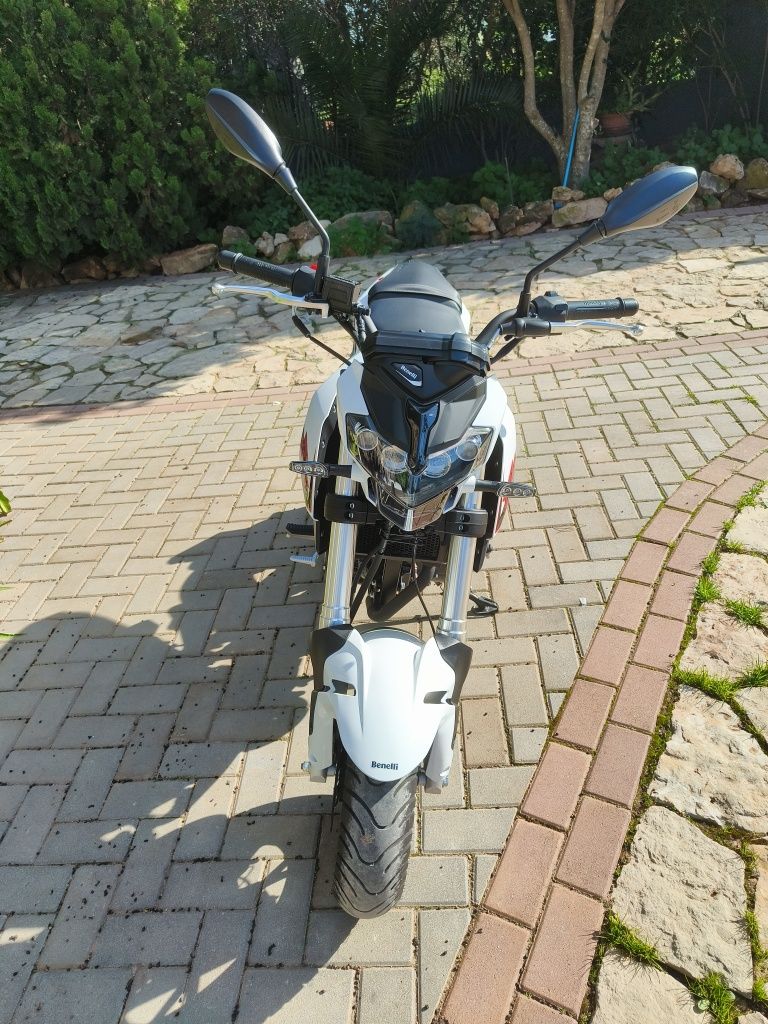 Benelli TNT 125 ...