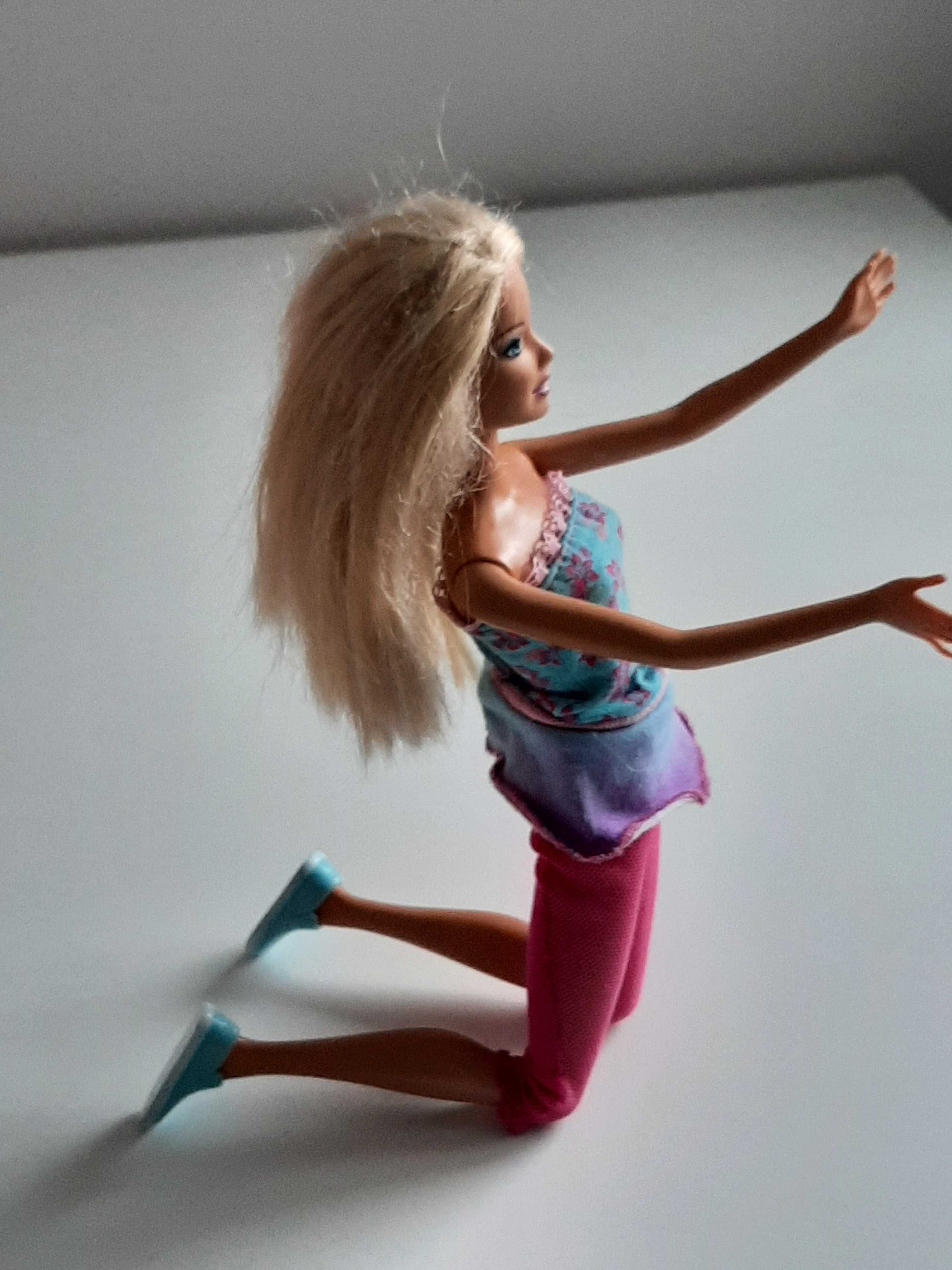 Barbie Mattel lalka ze zginanymi nogami w kolanach