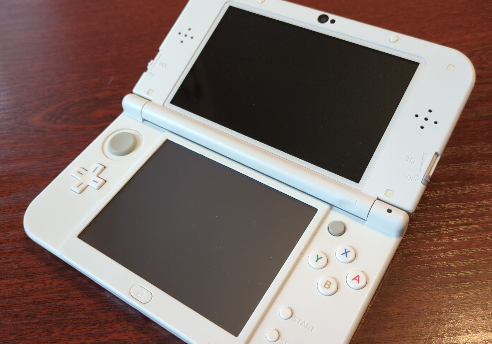 Biała konsolka Nintendo New 3DS XL mod Luma