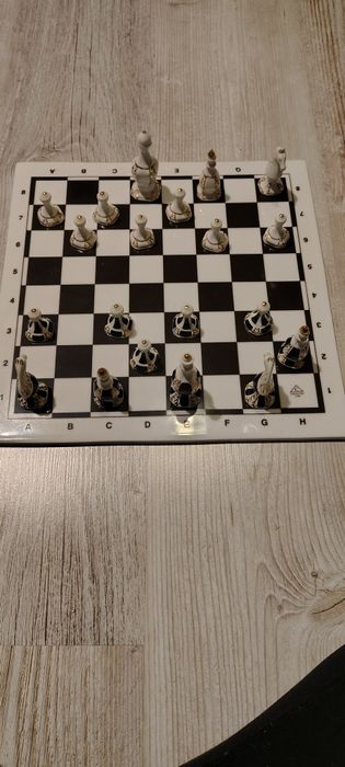 Szachownica Ćmielów