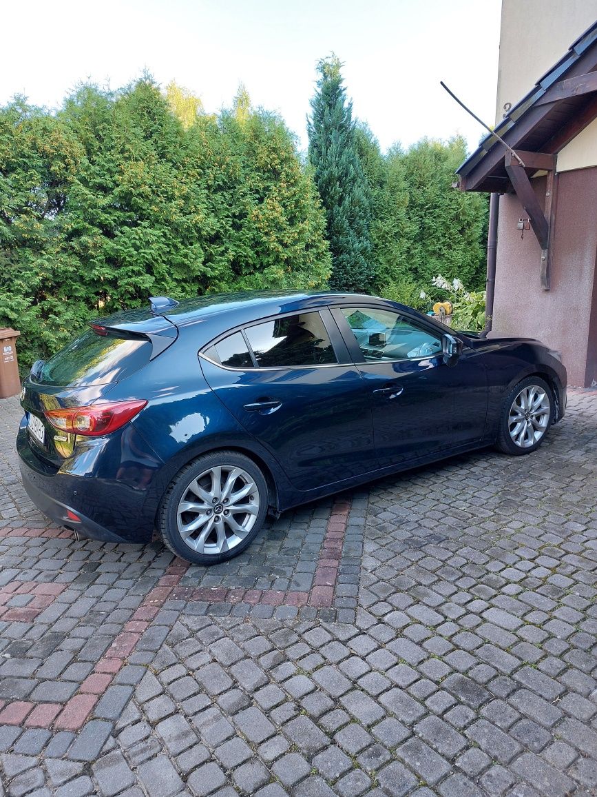 Mazda 3 skyactive 2.0
