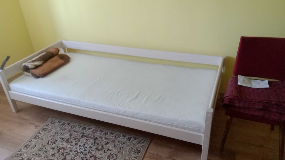 Łóżko drewniane 80 x 200