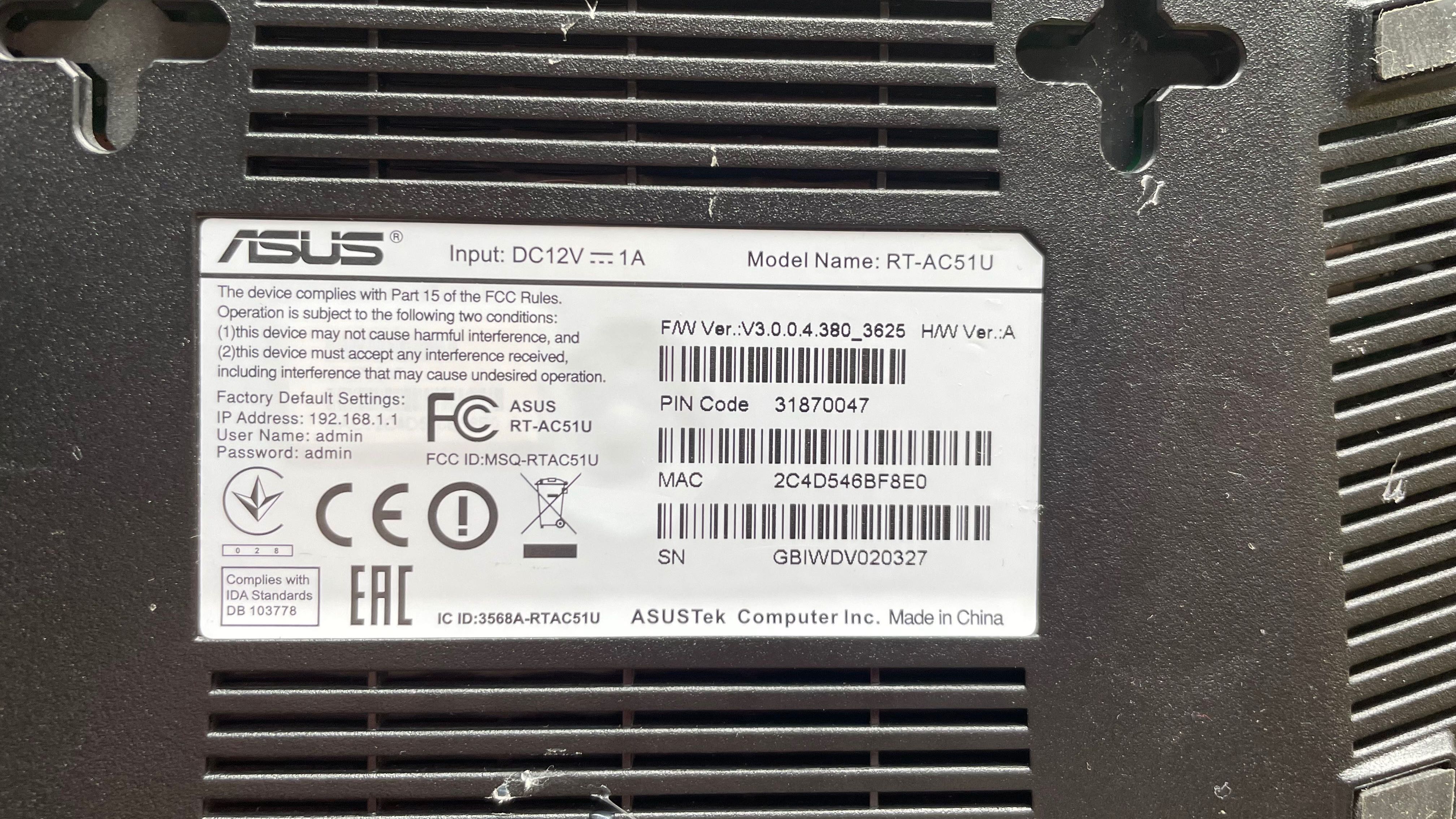 Router Asus RT-AC51U