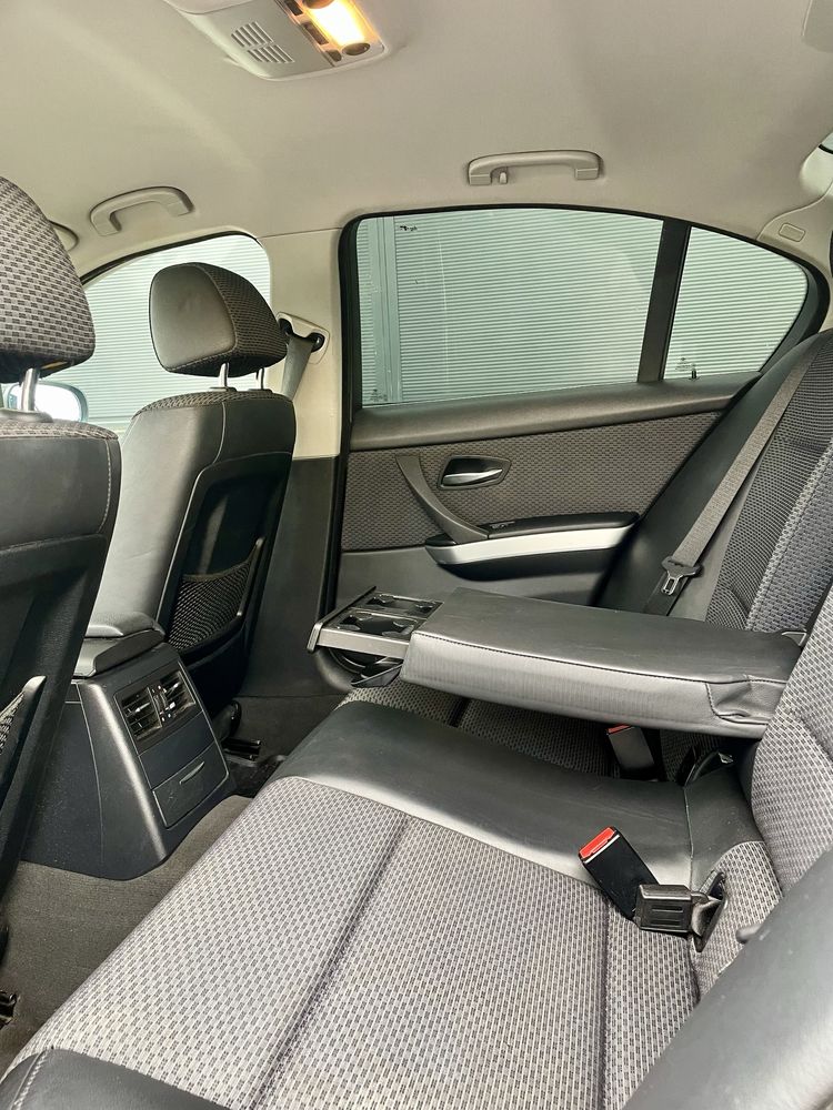 BMW Seria 3 E90 3.0 Benzyna Lift Sedan M-Pakiet