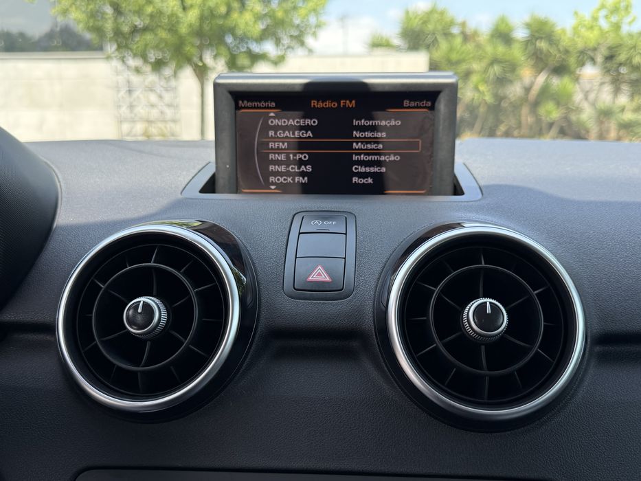 Audi A1 1.6 Tdi Attraction