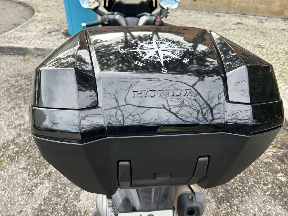 Honda Forza 300