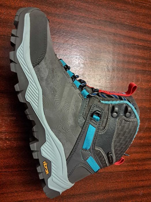 Ботинки женские Mountain Warehouse 40 размер 26.5см