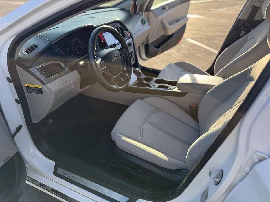 Продам Hyundai Sonata  Гибрид-Плагин 2015г