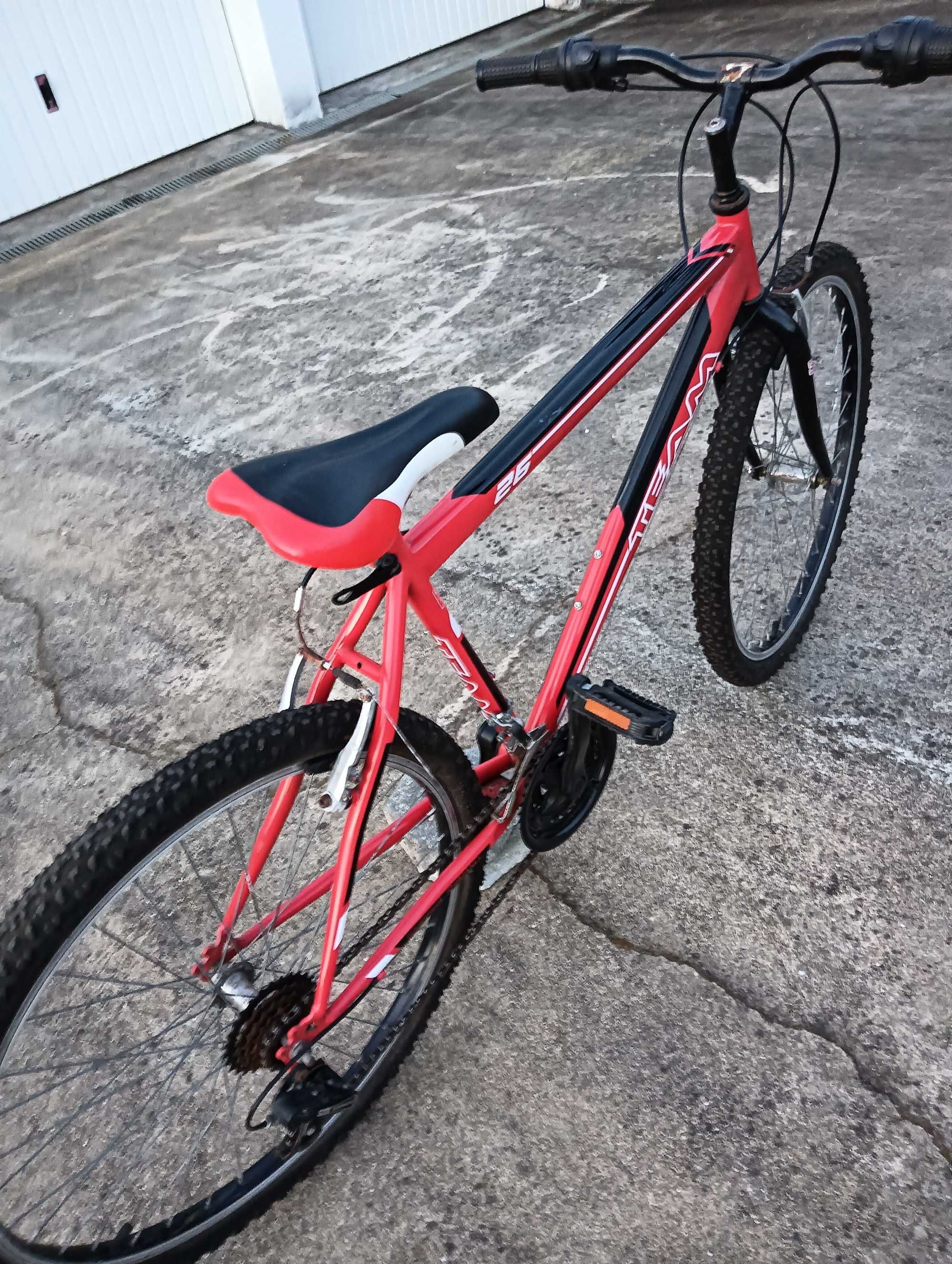 Bicicleta Nova Roda 26