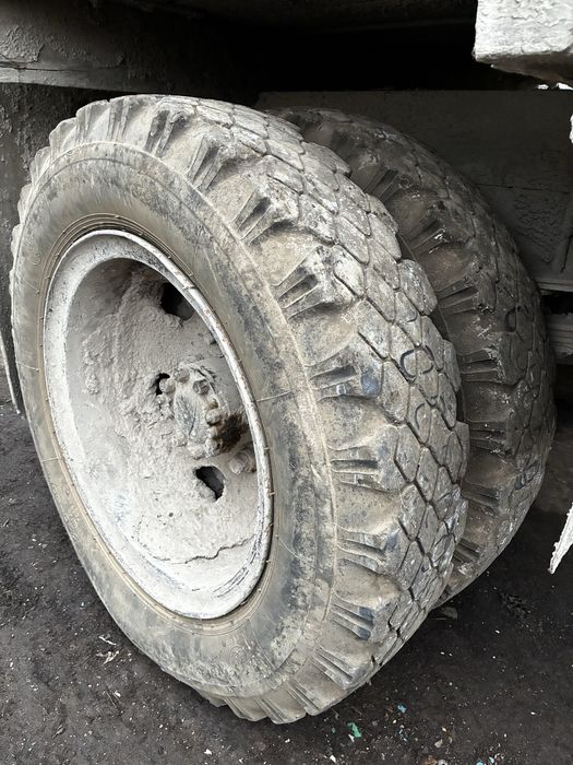 Колеса диски резина Газ 51 ресори