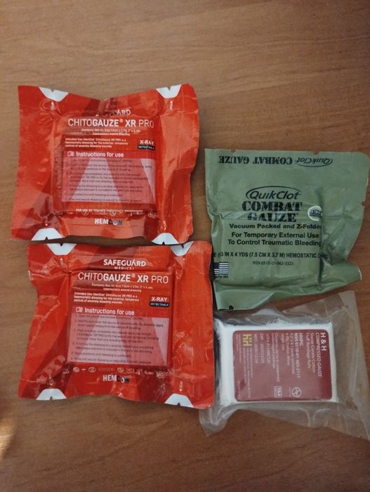 Бандажі, гемостатичні бінти та окклюзивні пов'язки