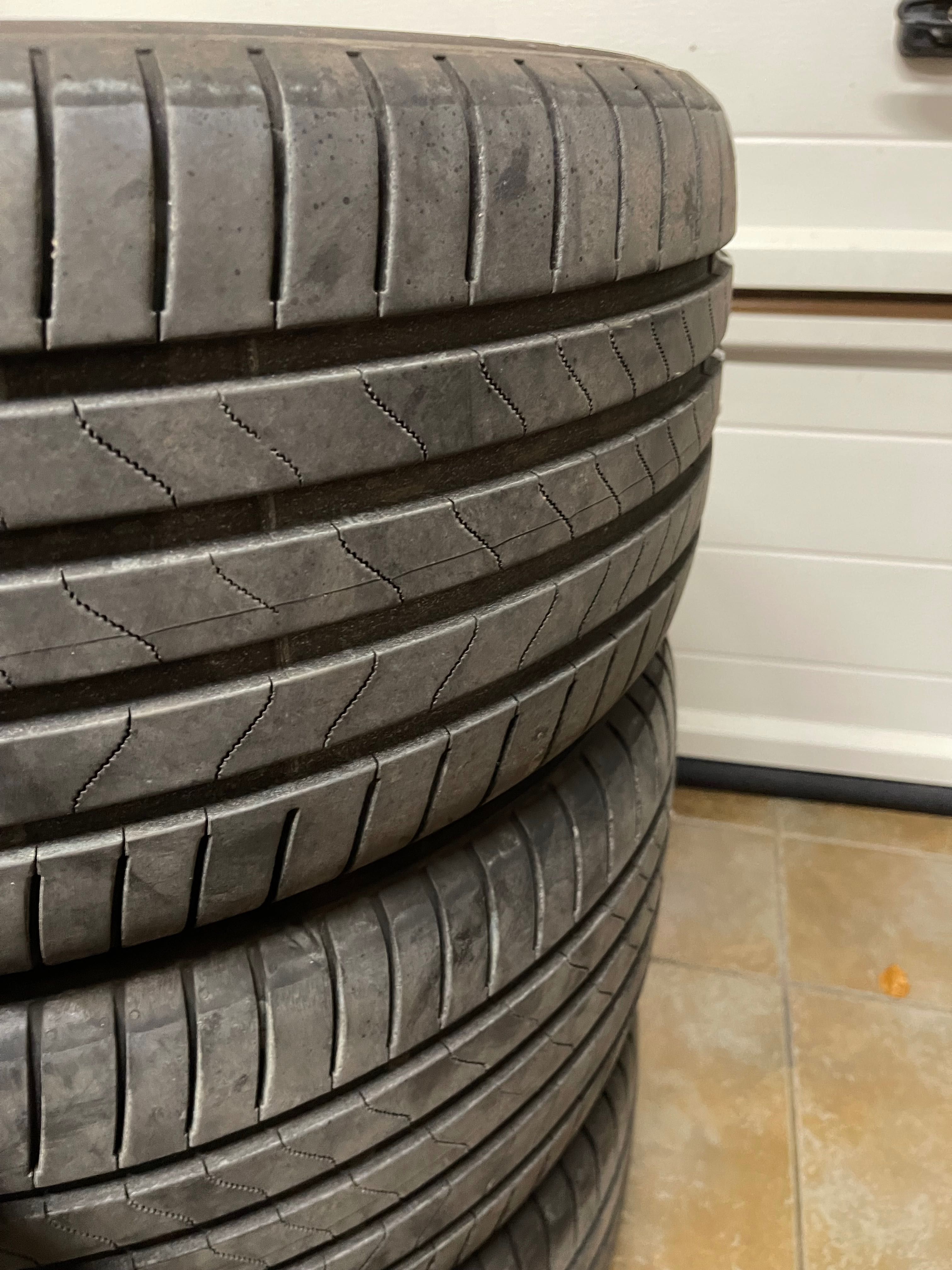 opony bridgestone 235/45R17