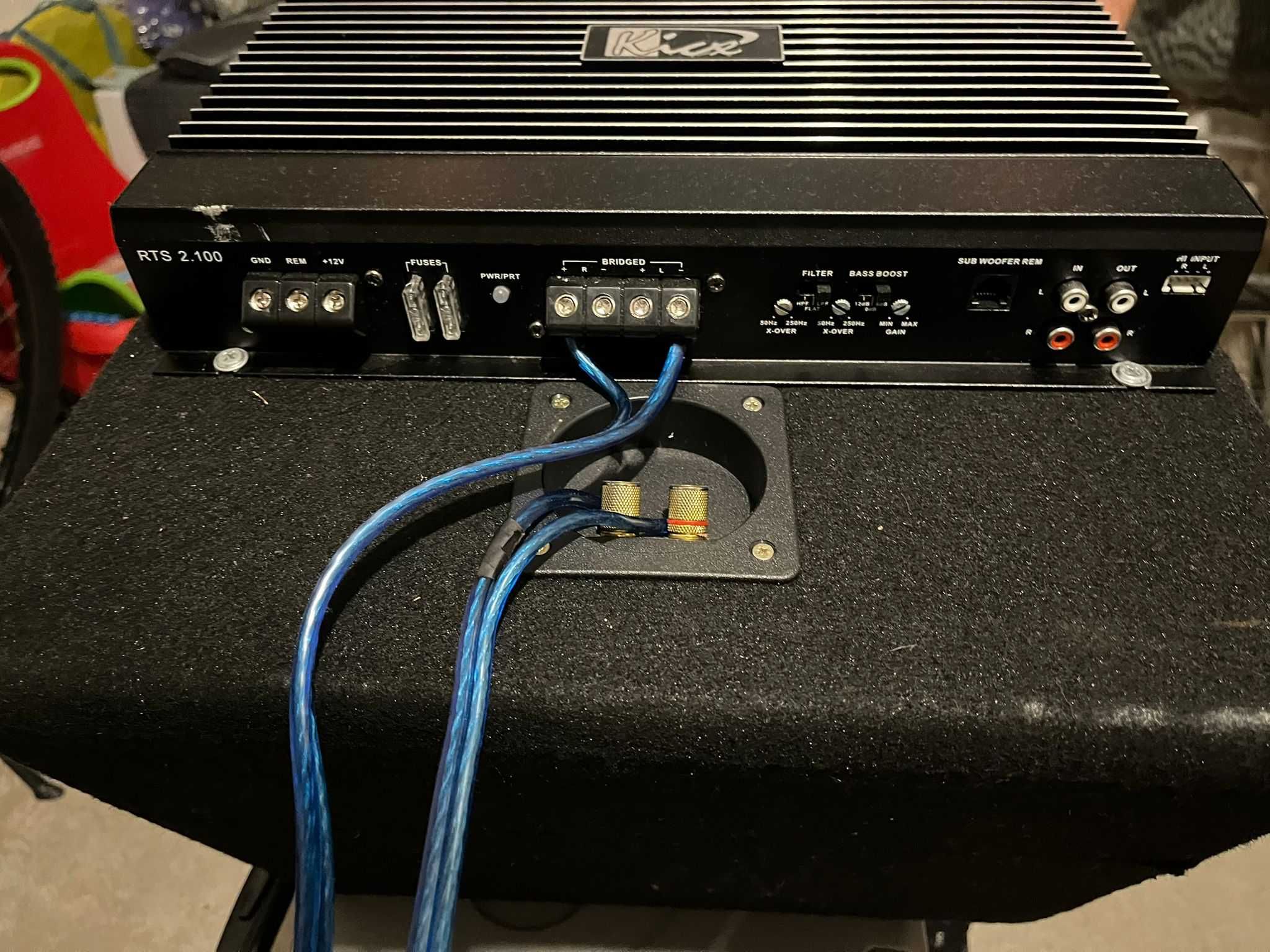 Subwoofer Kix 1000W z wzmacniaczem
