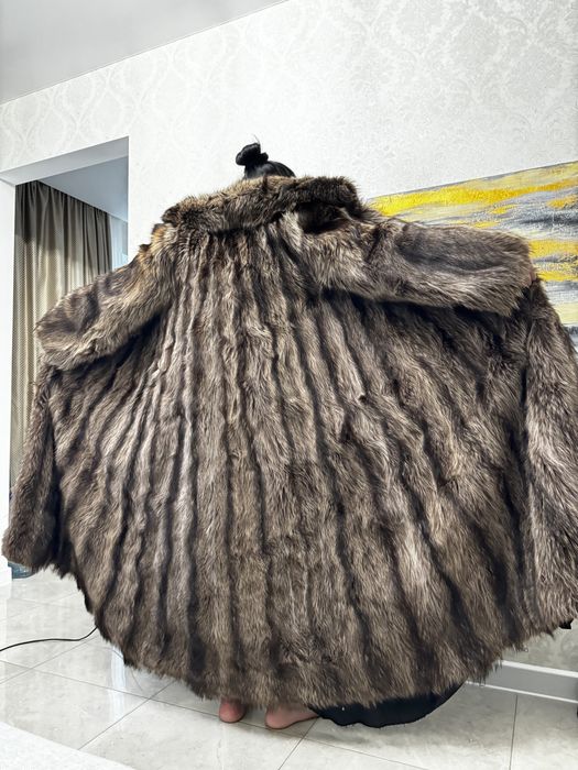 Шуба из енота ! Торг уместен