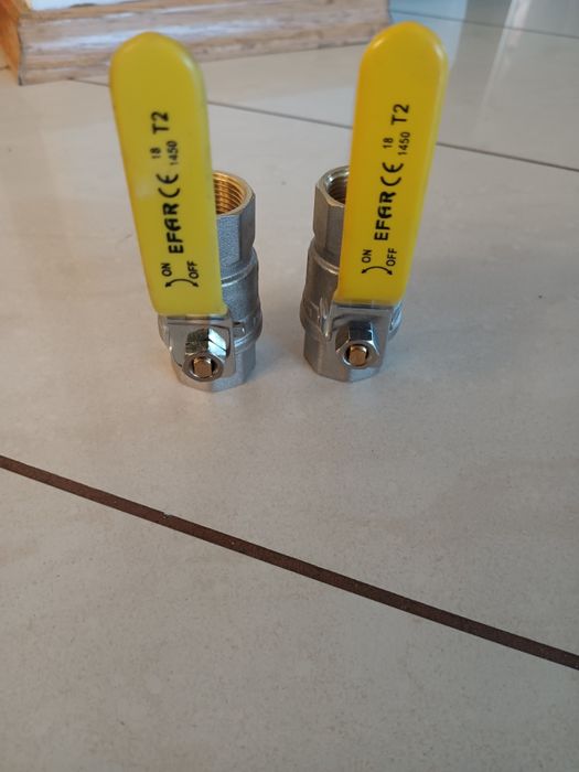 Dwa nowe zawory EFAR