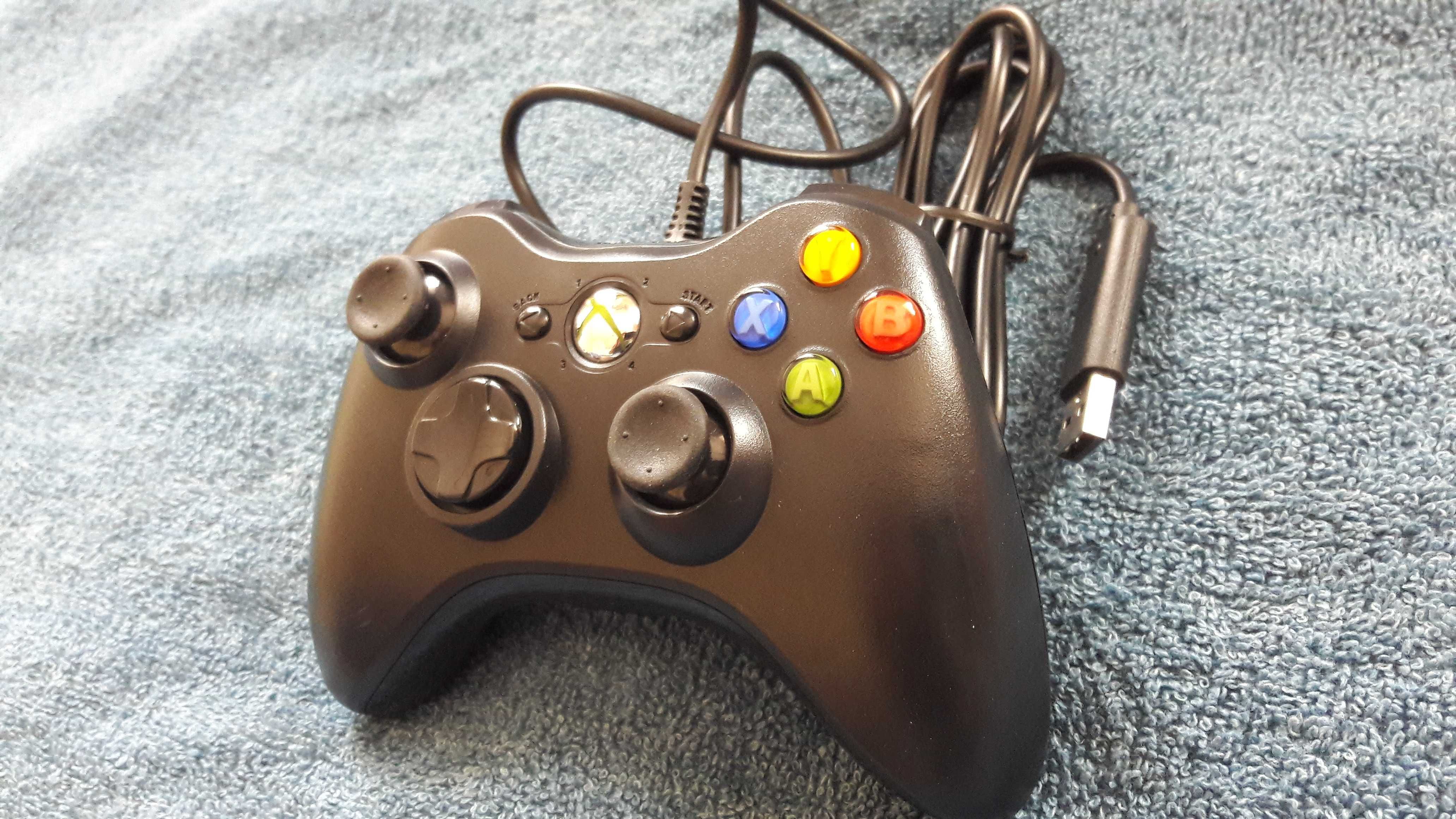 Геймпад на Xbox 360 черный