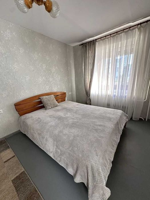 Сдам 2к квартиру на жм Тополь 2 , дом 12