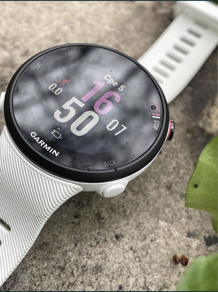 Ремінець на Смарт годинник Garmin Forerunner 45