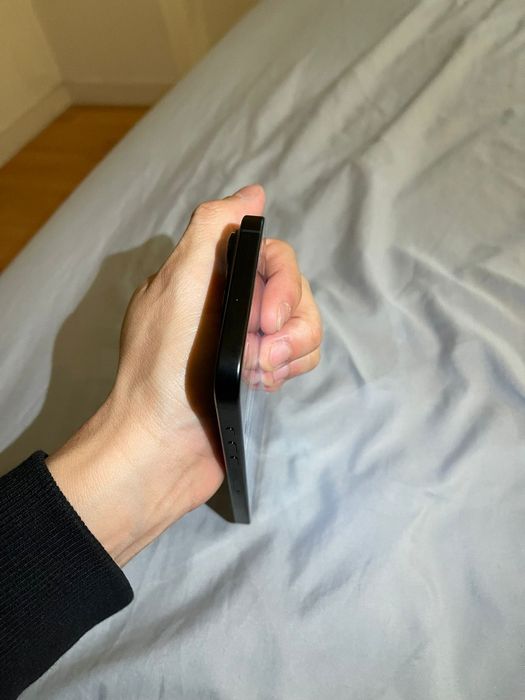 IPHONE 16 pro max 16GB