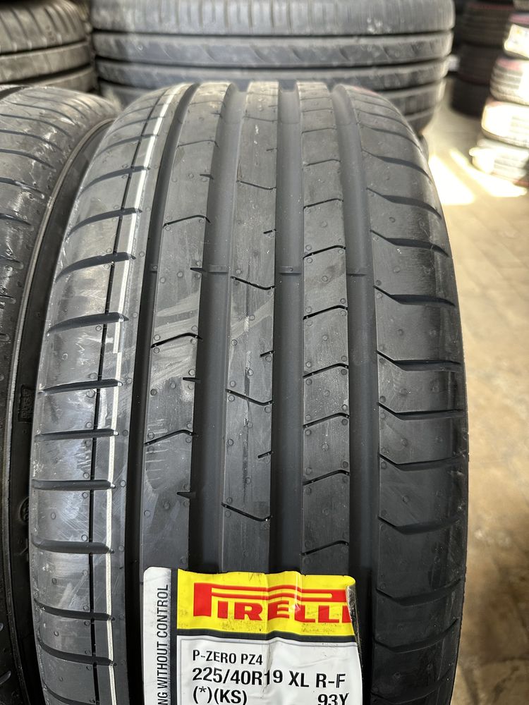 255/35R19+225/40R19 Нові різноширокі літні шини Pirelli PZ4 RSC *