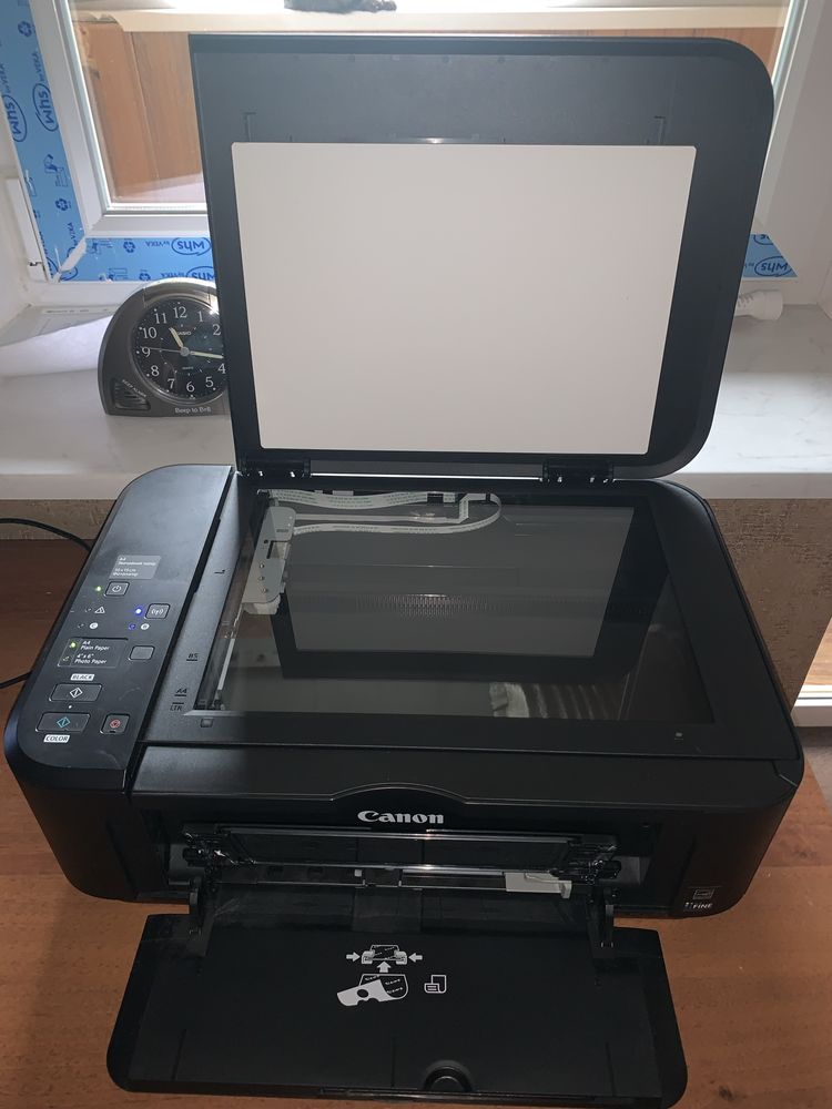Продам многофункциональное устройство  Canon MG3540