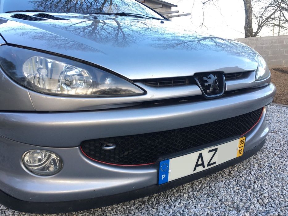 Grelha Favos de Mel Peugeot 206 GTI RC S16