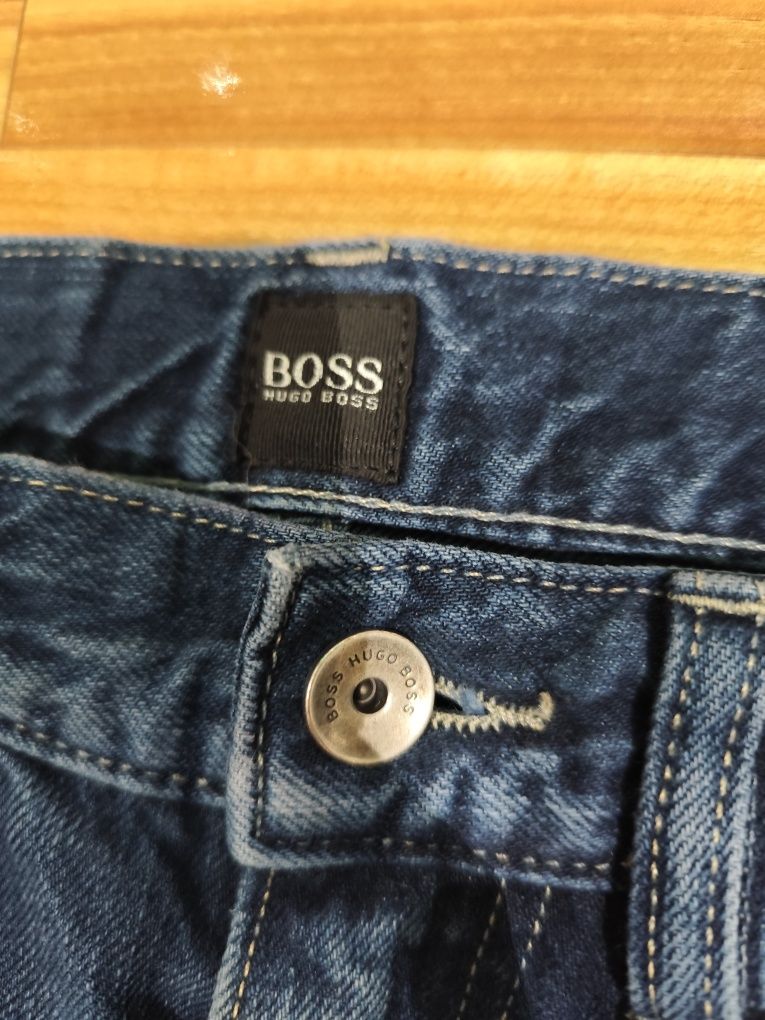 HUGO BOSS Dżinsy męskie rozmiar 32/30. OKAZJA!!!