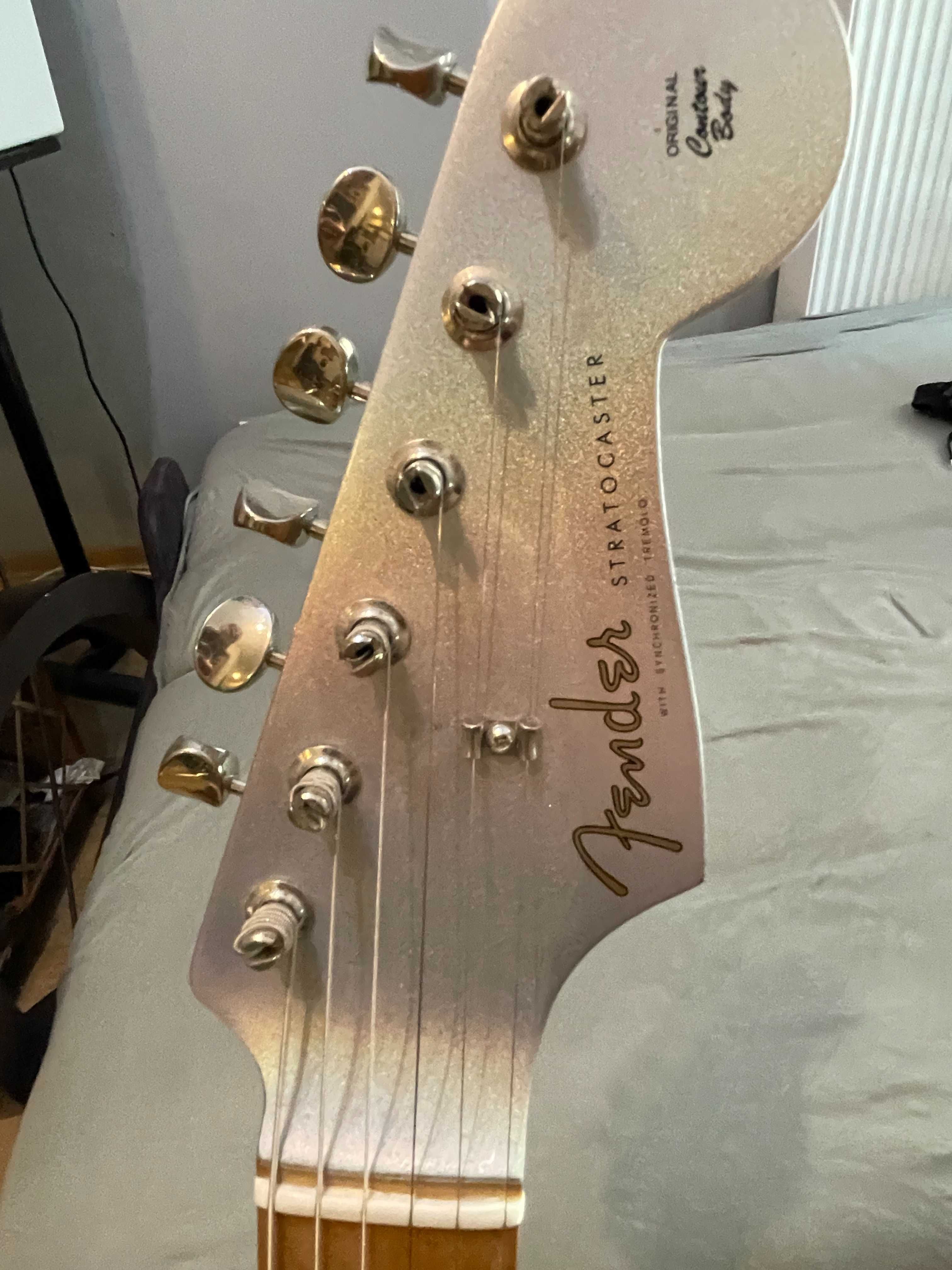 Gitara elektryczna Fender Artist H.E.R. Stratocaster MN CHRM GLW