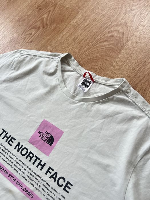 Футболка The North Face