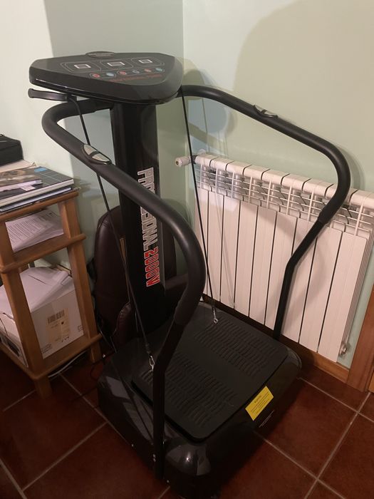 Power Plate Professional 2000W, Byeast International