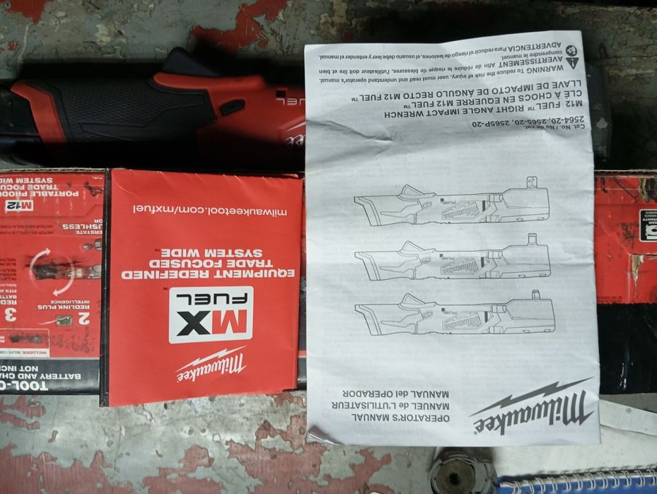 Milwaukee 2564-20.Безщітковий кутовий гайковерт тріскачка 3/8 MILWAUKE