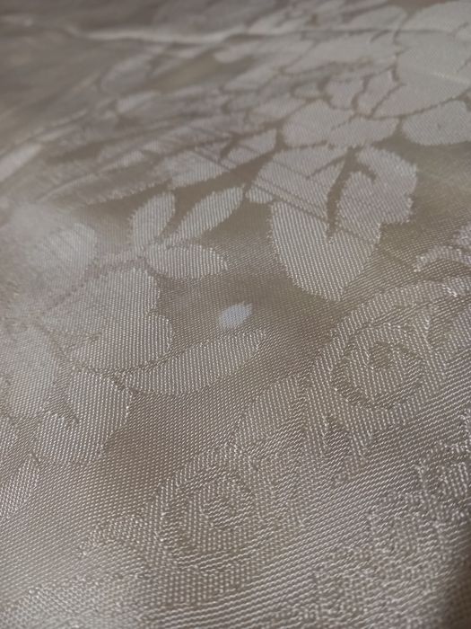 Colcha antiga em seda