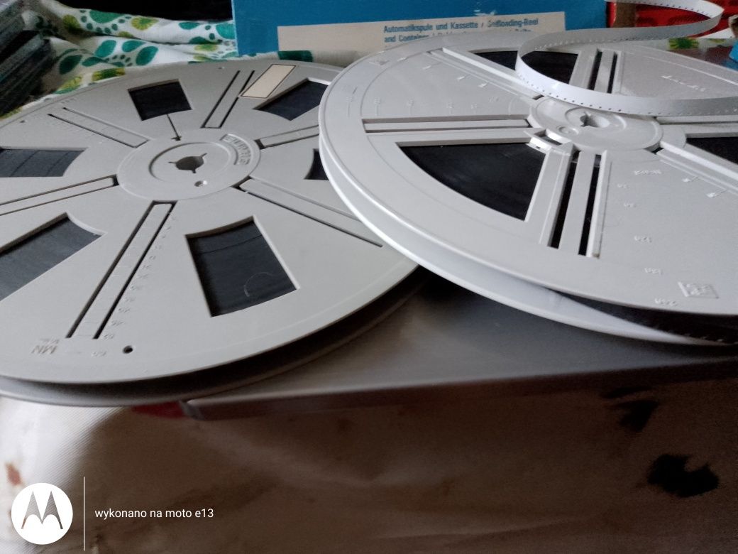 Taśma filmowa na projektor