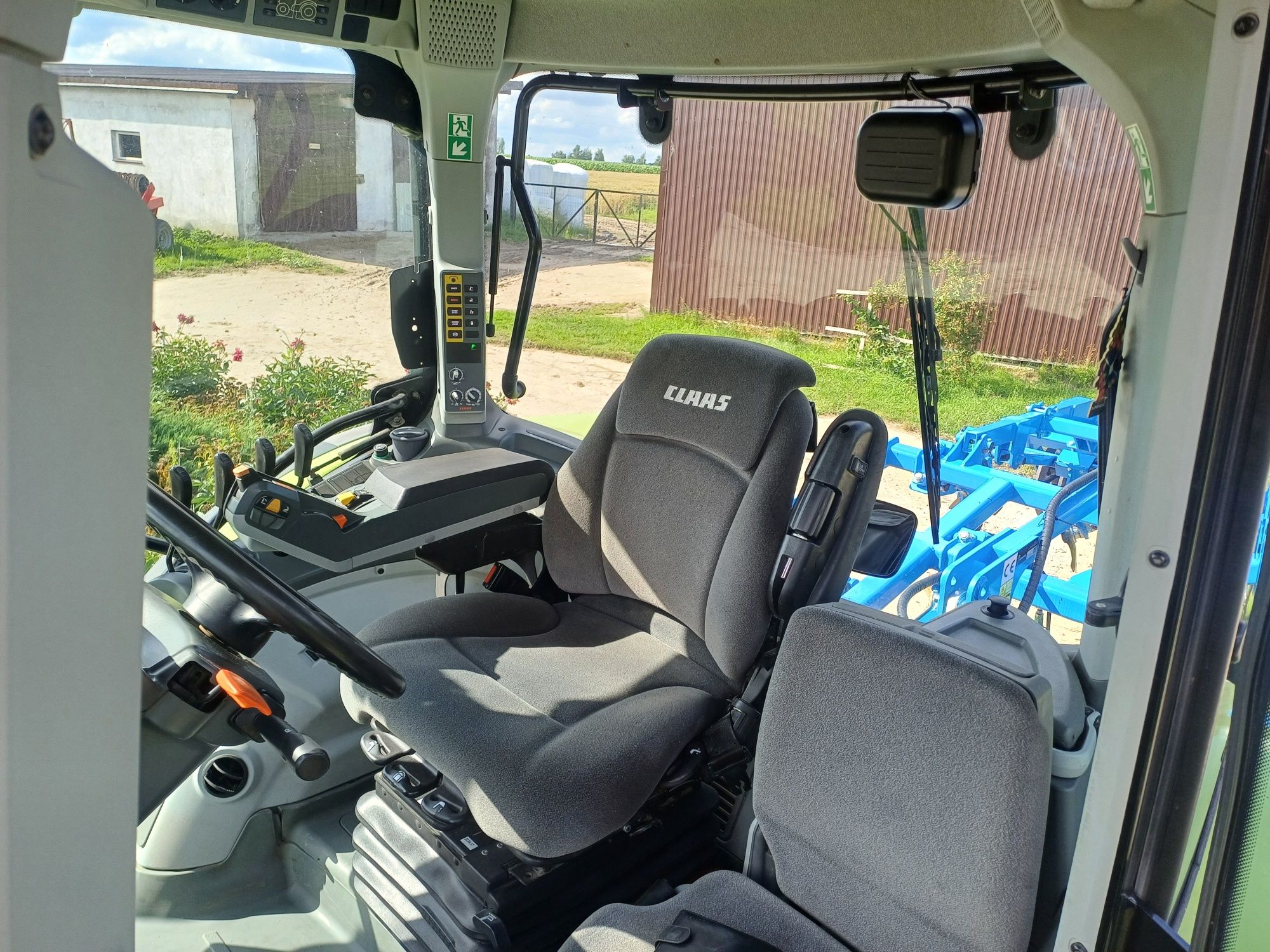 Claas arion 650 Hexashift