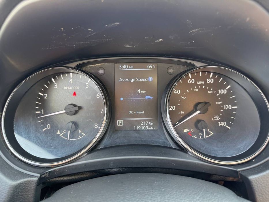 Nissan Rogue SV, 2017