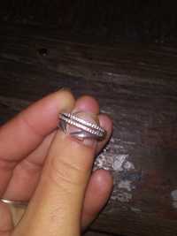 Нове кольцо сиребро